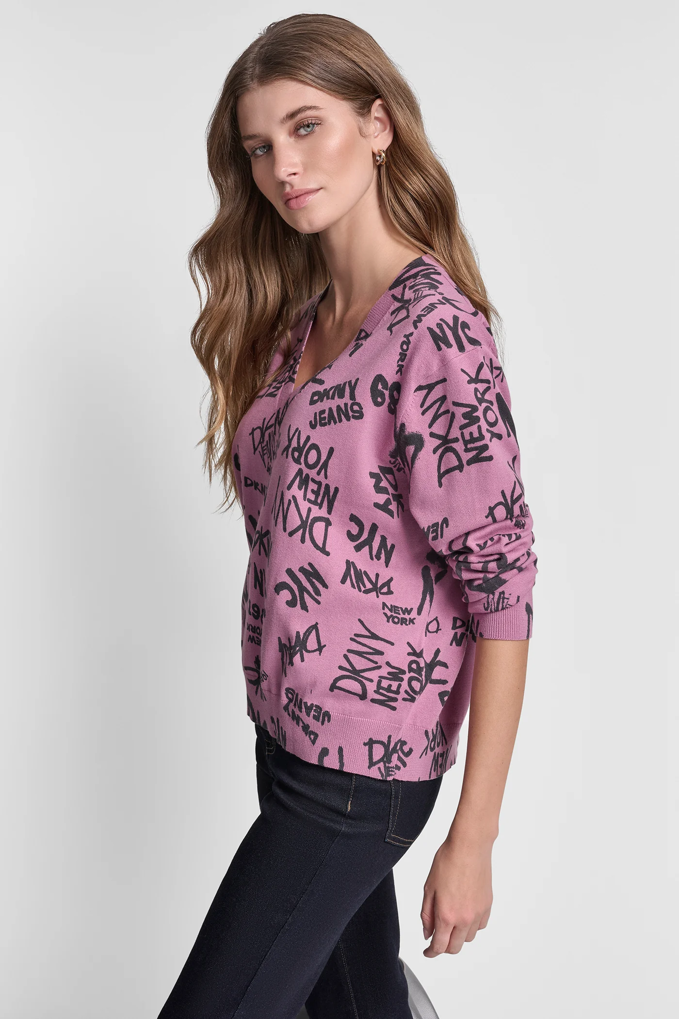 LOGO PRINTED V-NECK PULLOVER - Image 3