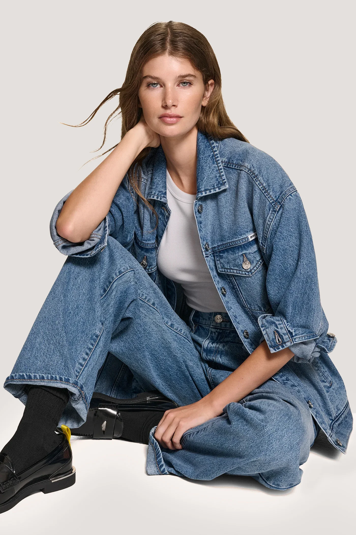 VESEY MID RISE RELAXED STRAIGHT 32 INCH INSEAM