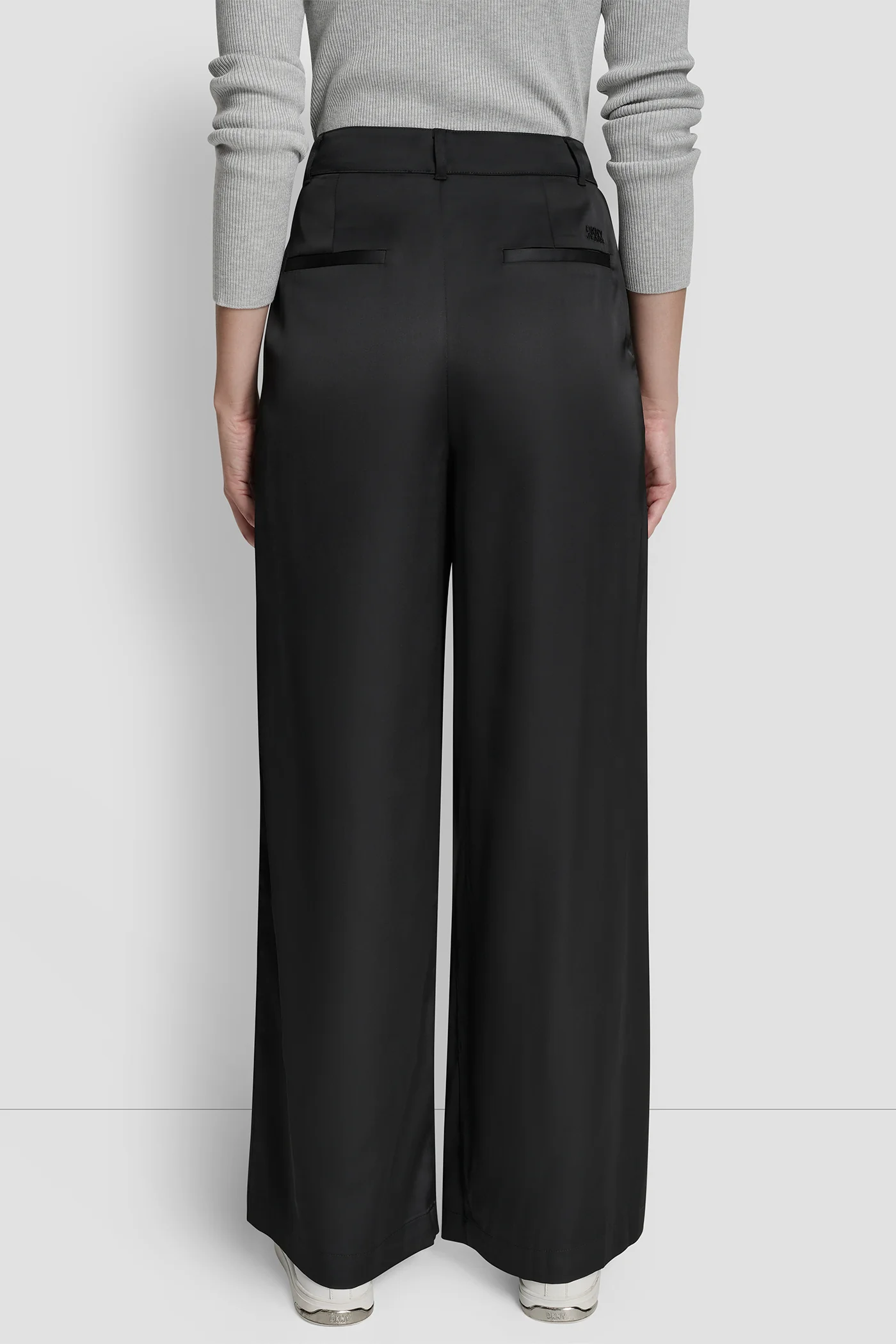 HIGH RISE PLEATED WIDE LEG TROUSER - Image 2