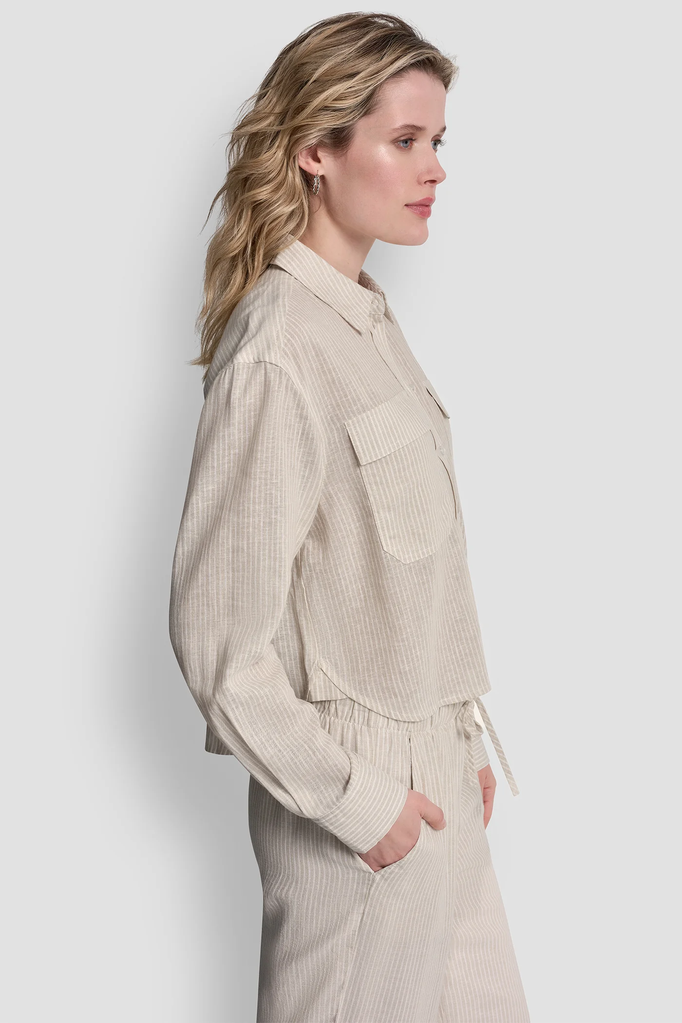LINEN-BLEND BUTTON FRONT SHIRT - Image 3