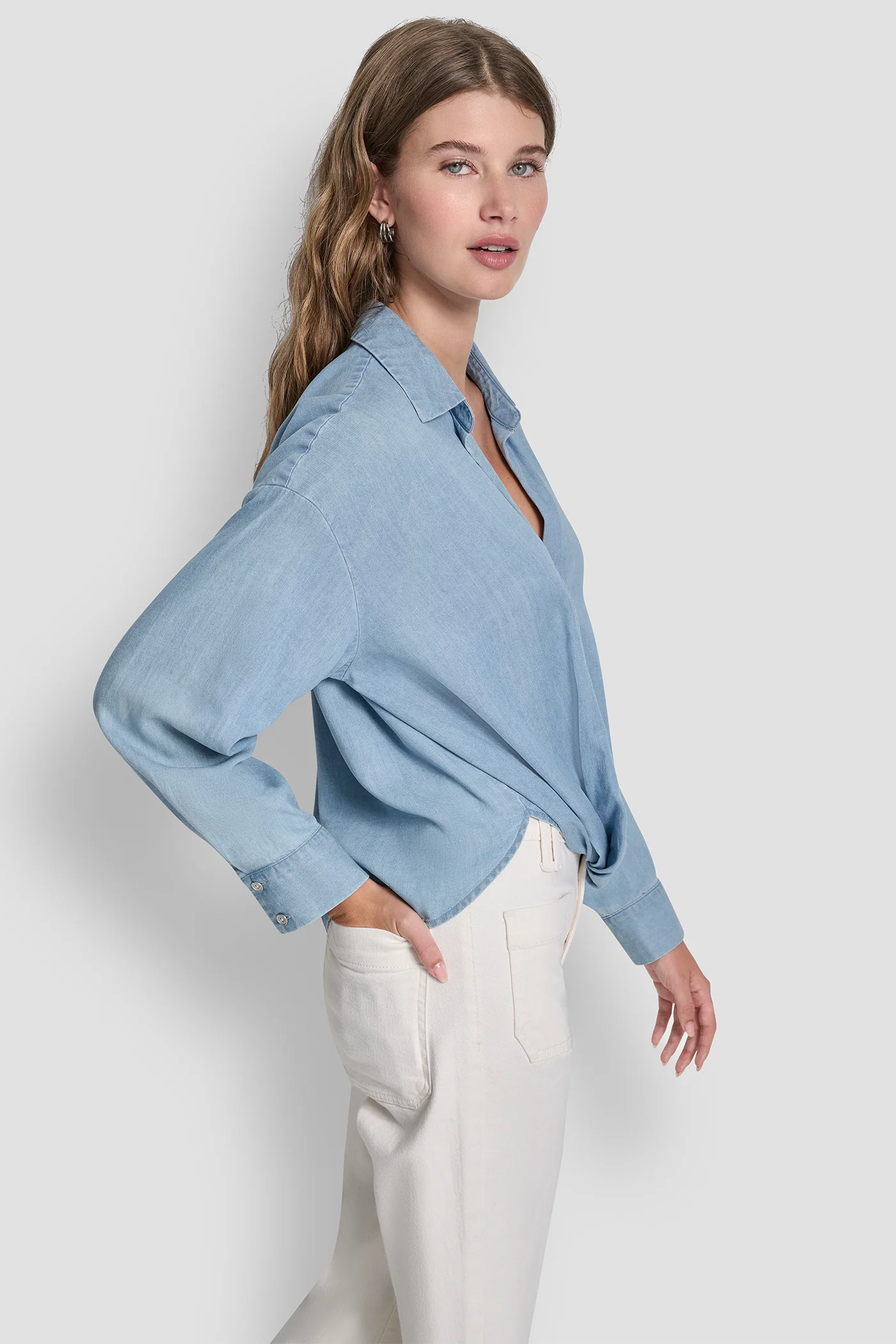 BUTTON-FRONT SHIRT WITH TWIST HEM - Image 3