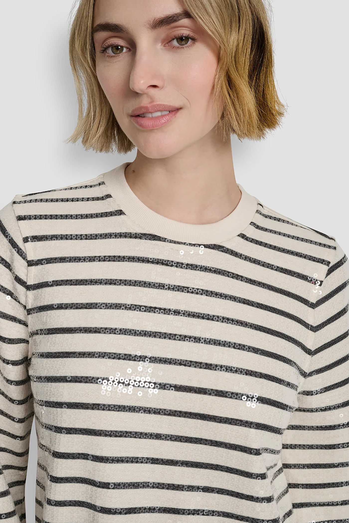 SEQUIN PLEATED SWEATSHIRT DRESS - Image 6