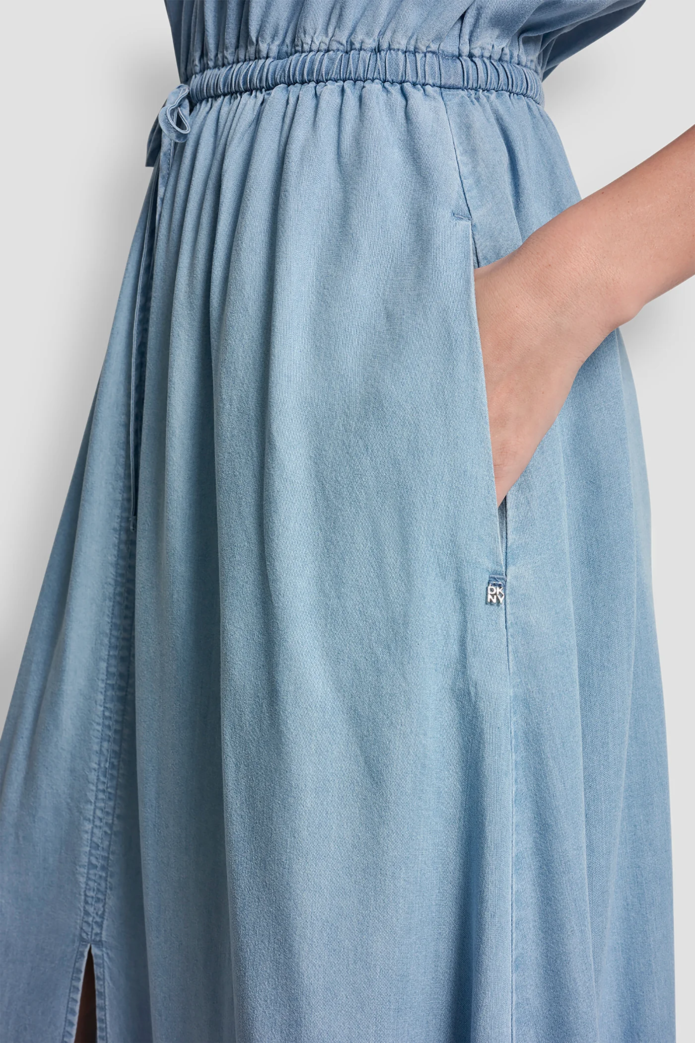 RUCHED V-NECK DRESS WITH TIE WAIST - Image 6