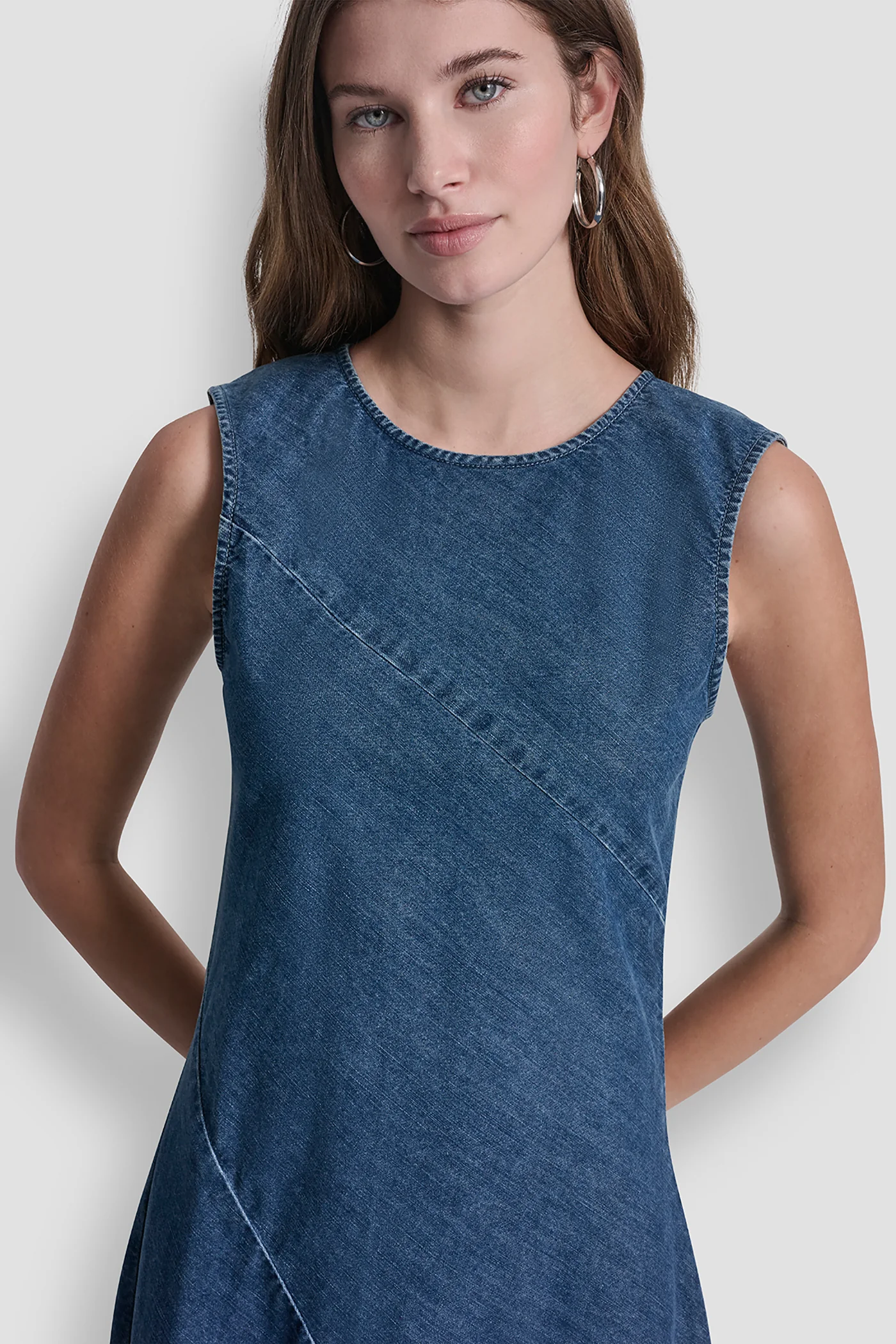 SLEEVELESS DENIM MIDI DRESS - Image 5