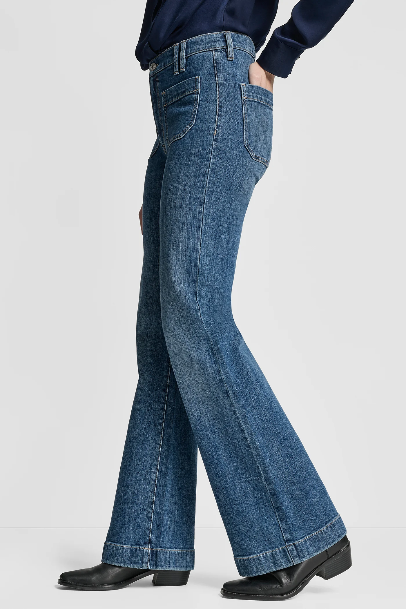 HIGH RISE RELAXED FLARE WITH POCKETS - Image 3