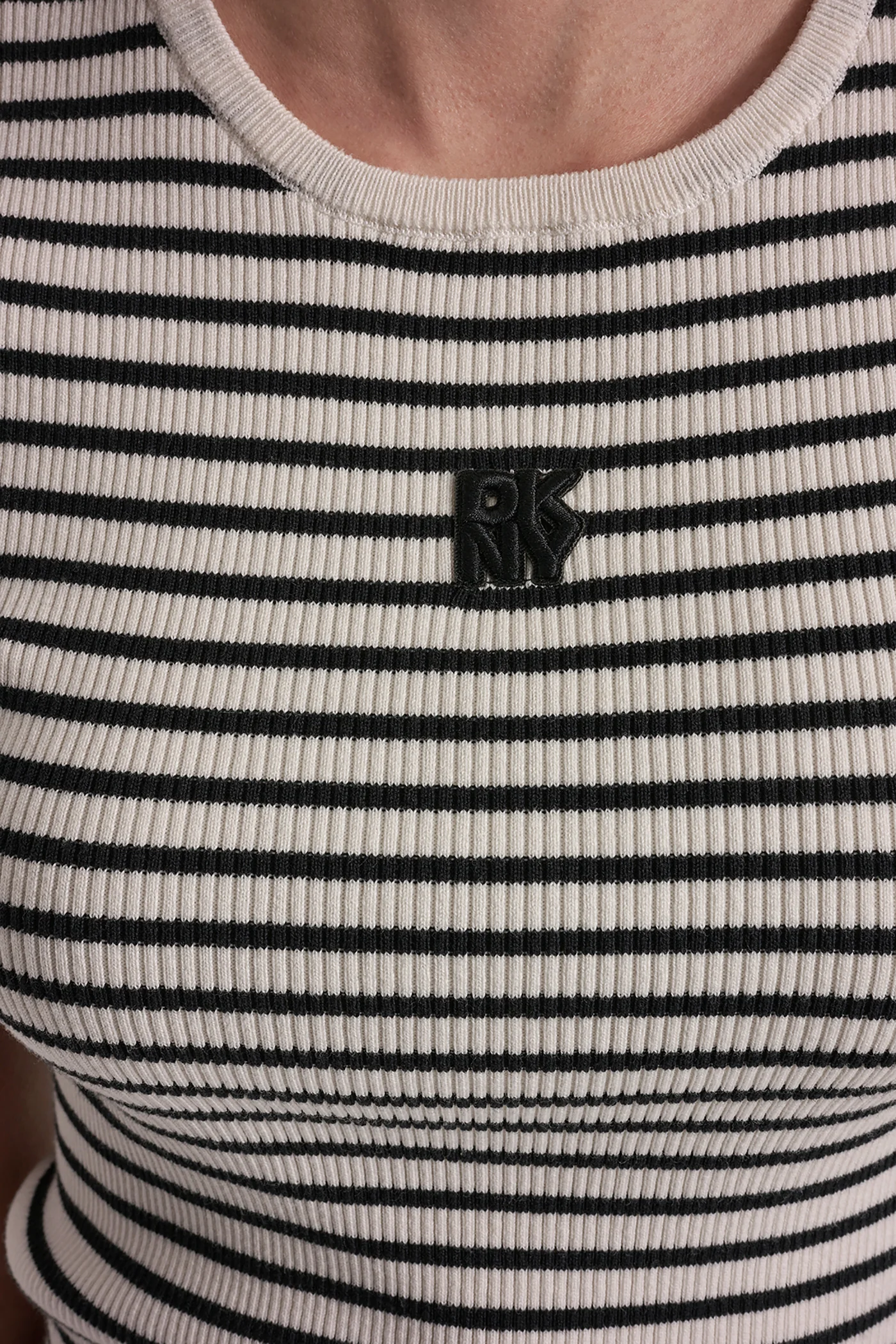 CREW NECK STRIPED TEE - Image 6