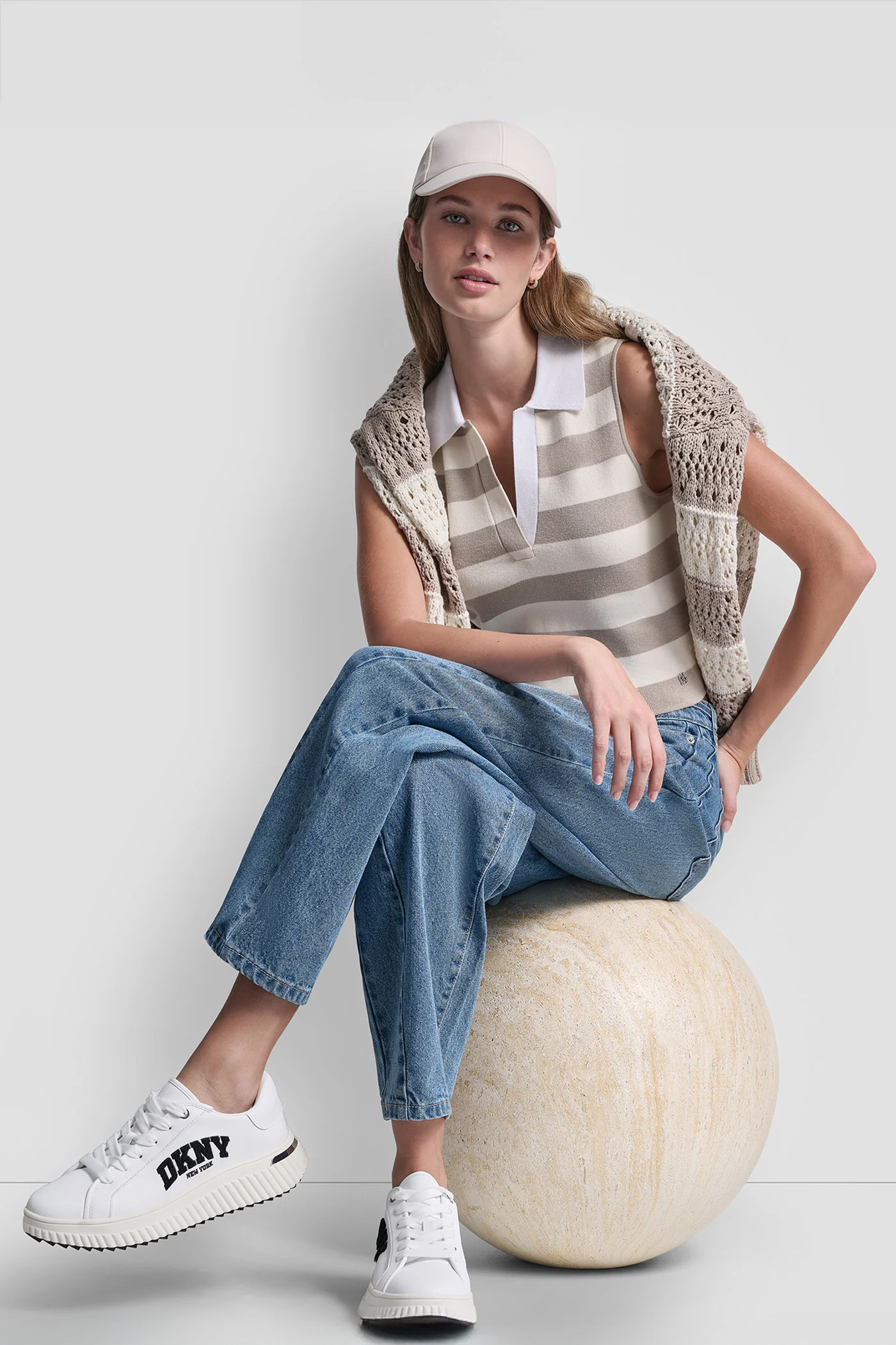 STRIPED SLEVELESS POLO SWEATER - Image 8
