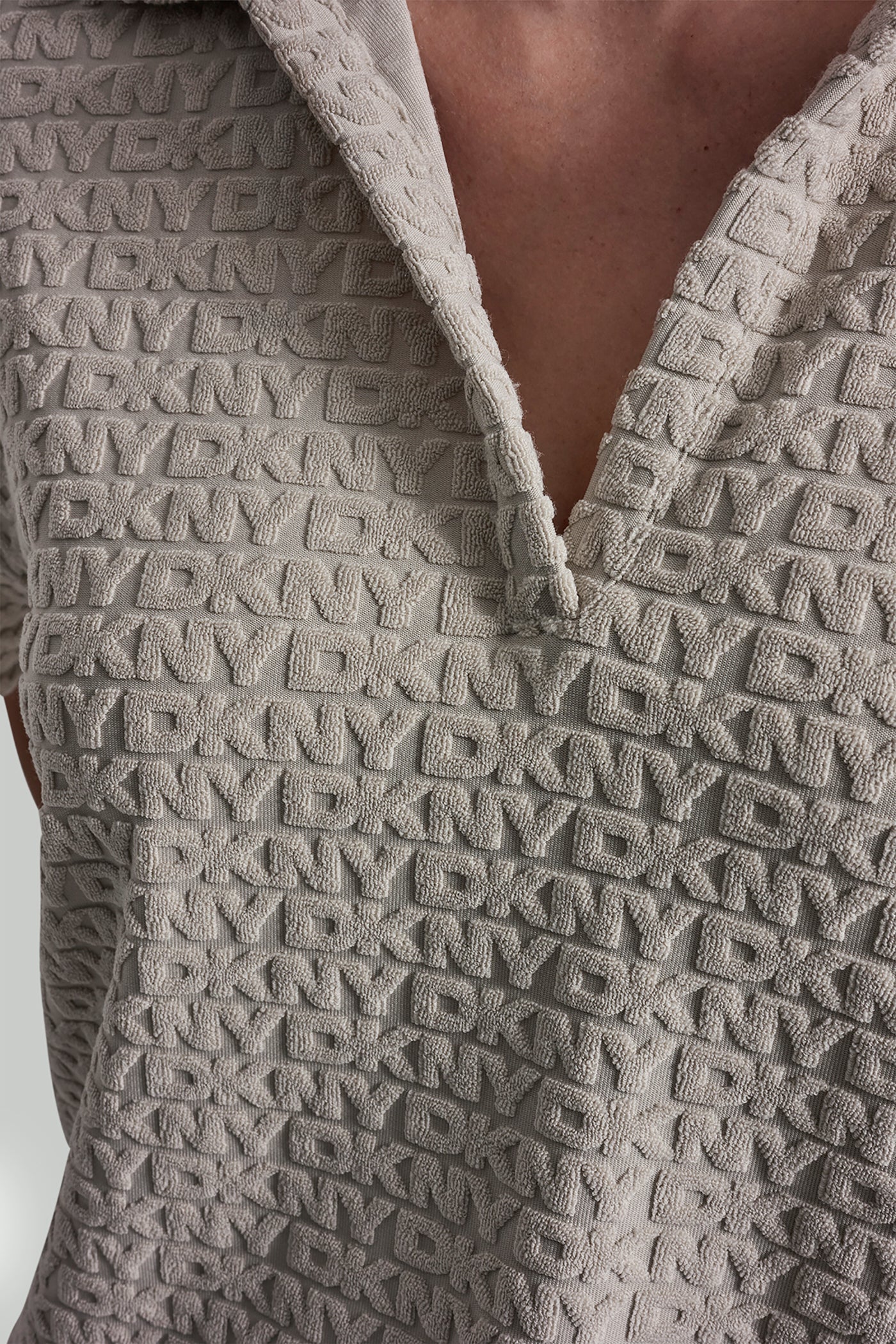 LOGO JACQUARD BOXY POLO TEE - Image 6