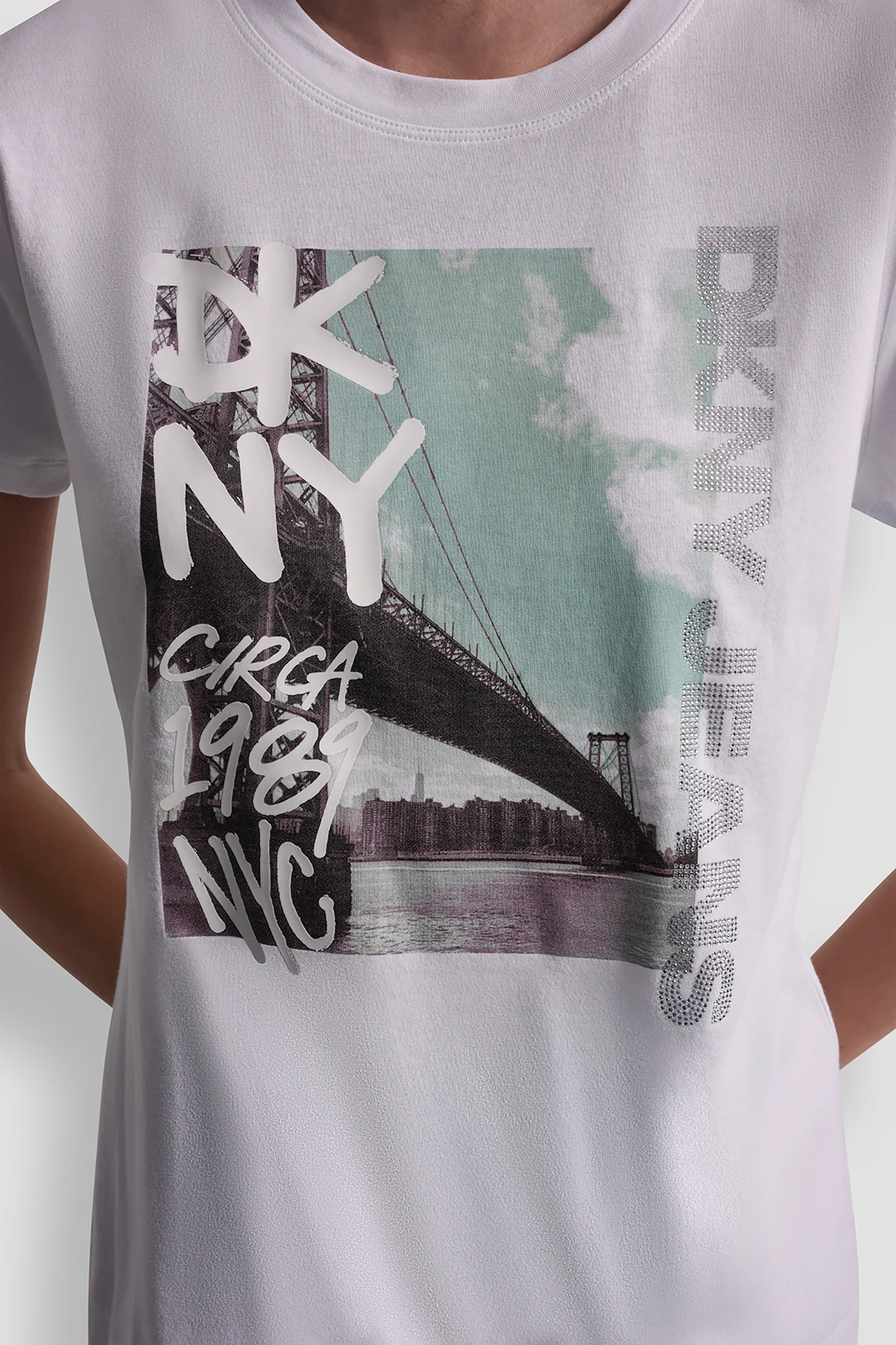 DKNY RHINESTONE GRAFITI TEE - Image 6