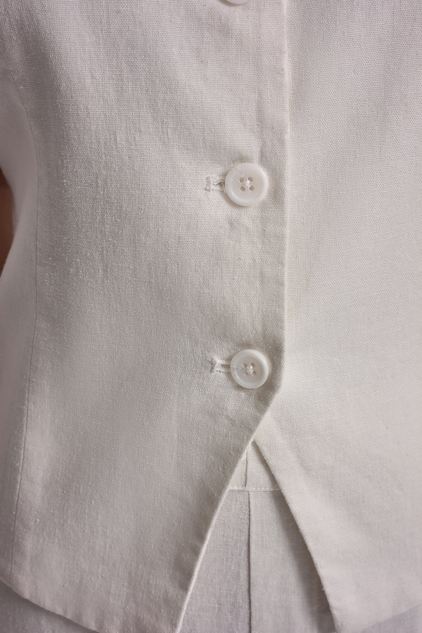 LINEN BUTTON-FRONT VEST - Image 7