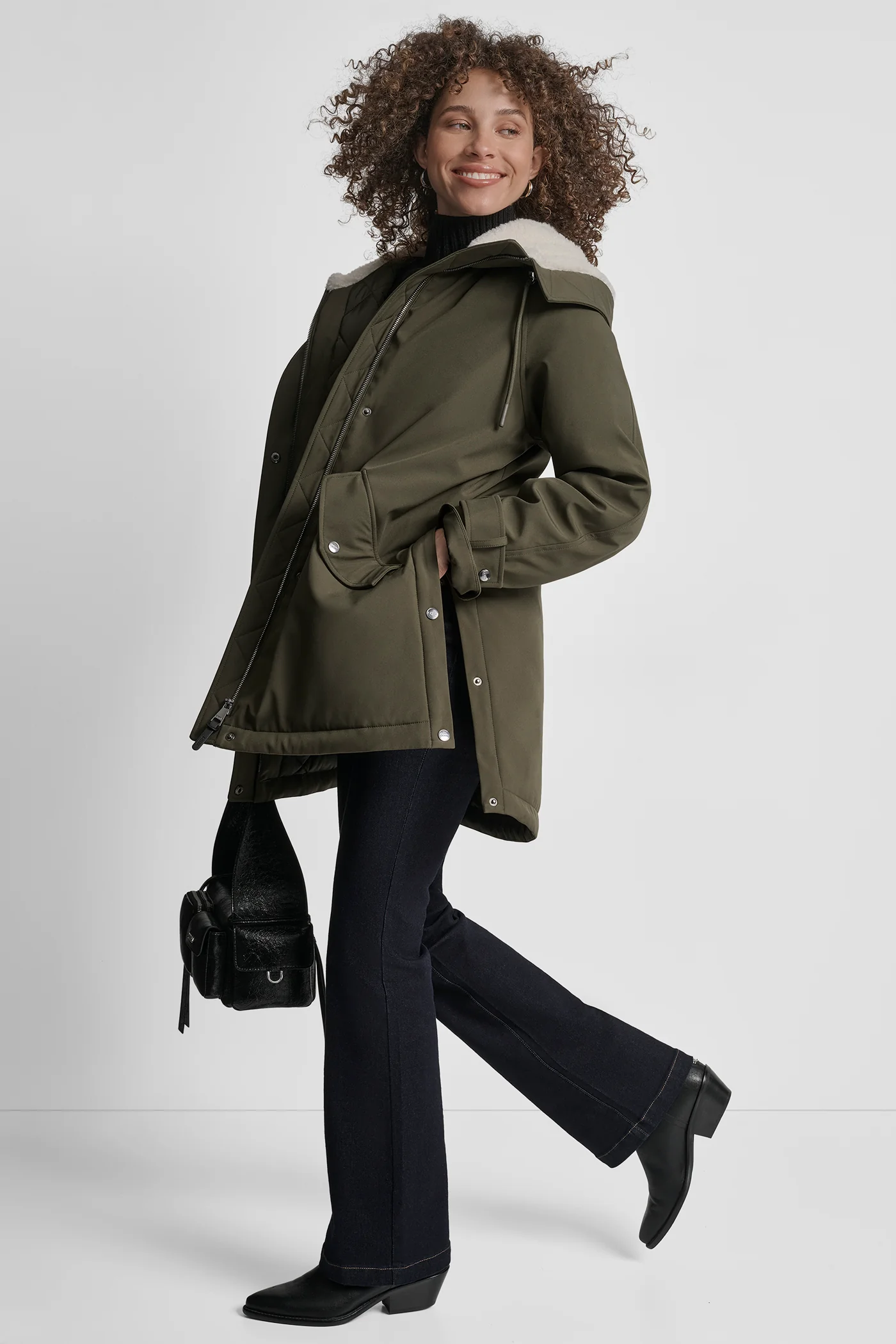 MID LENGTH FLEXTECH COAT WITH FUR HOOD - Image 10