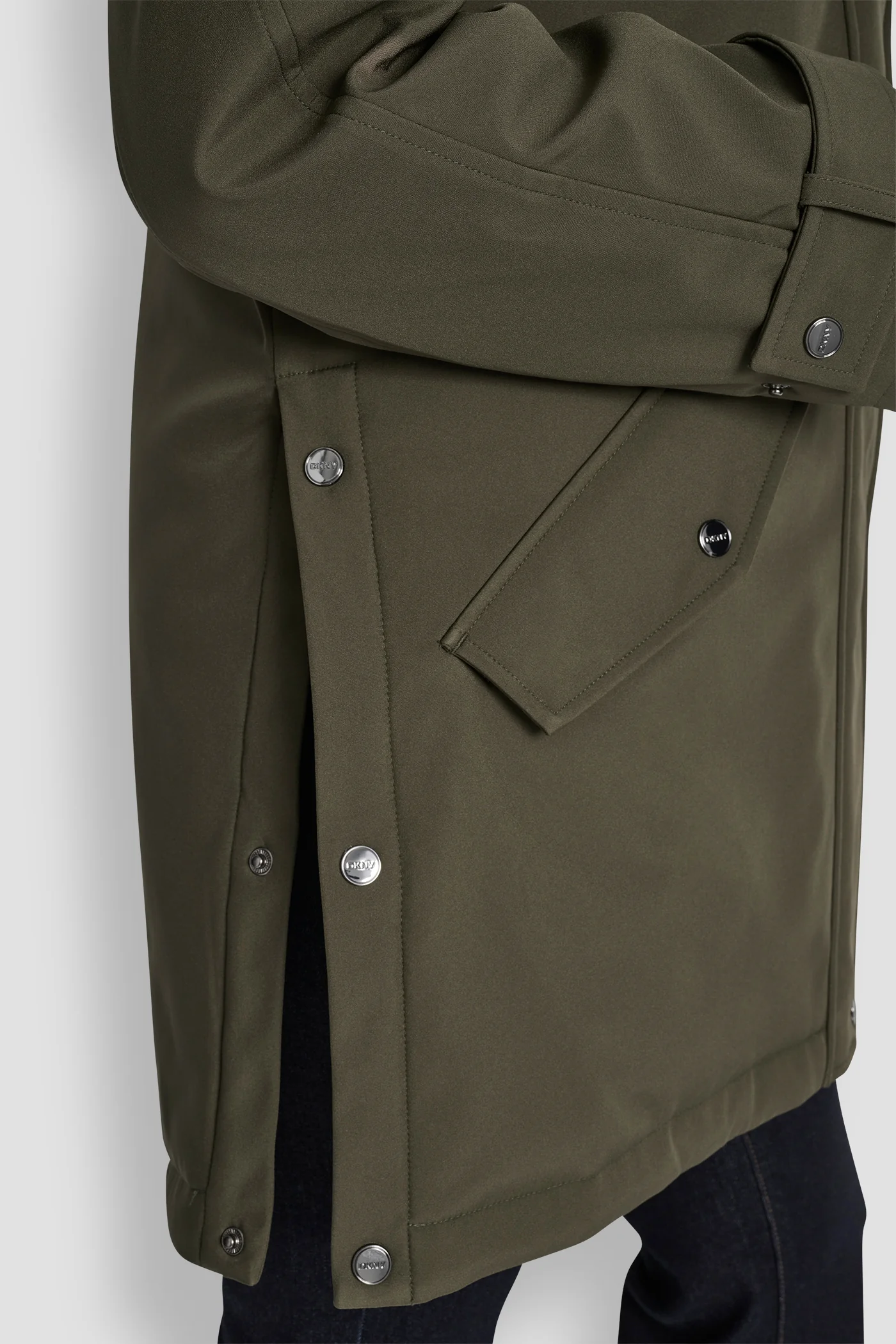 MID LENGTH FLEXTECH COAT WITH FUR HOOD - Image 6