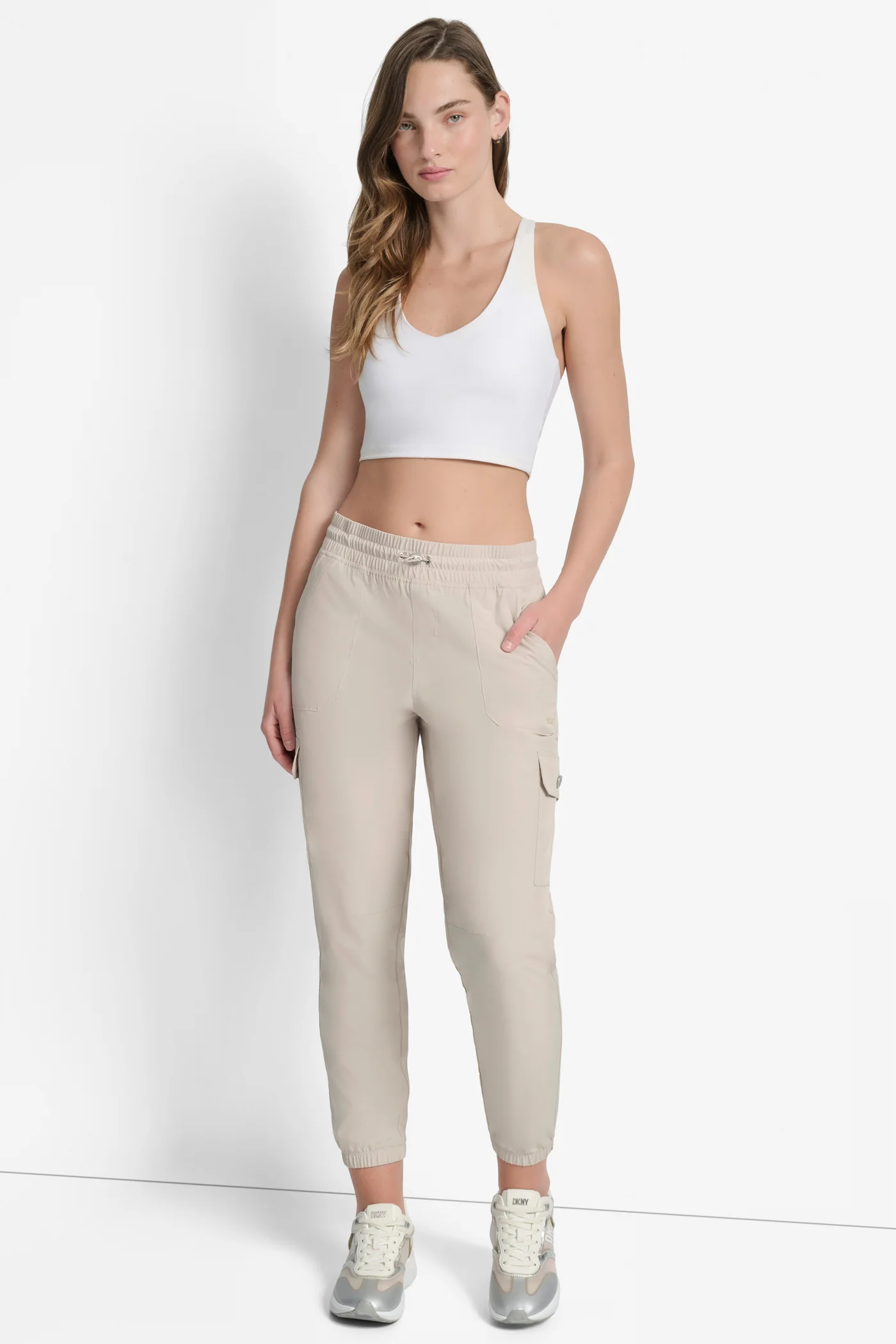 HIGH-RISE RELAXED CARGO JOGGER - Image 4