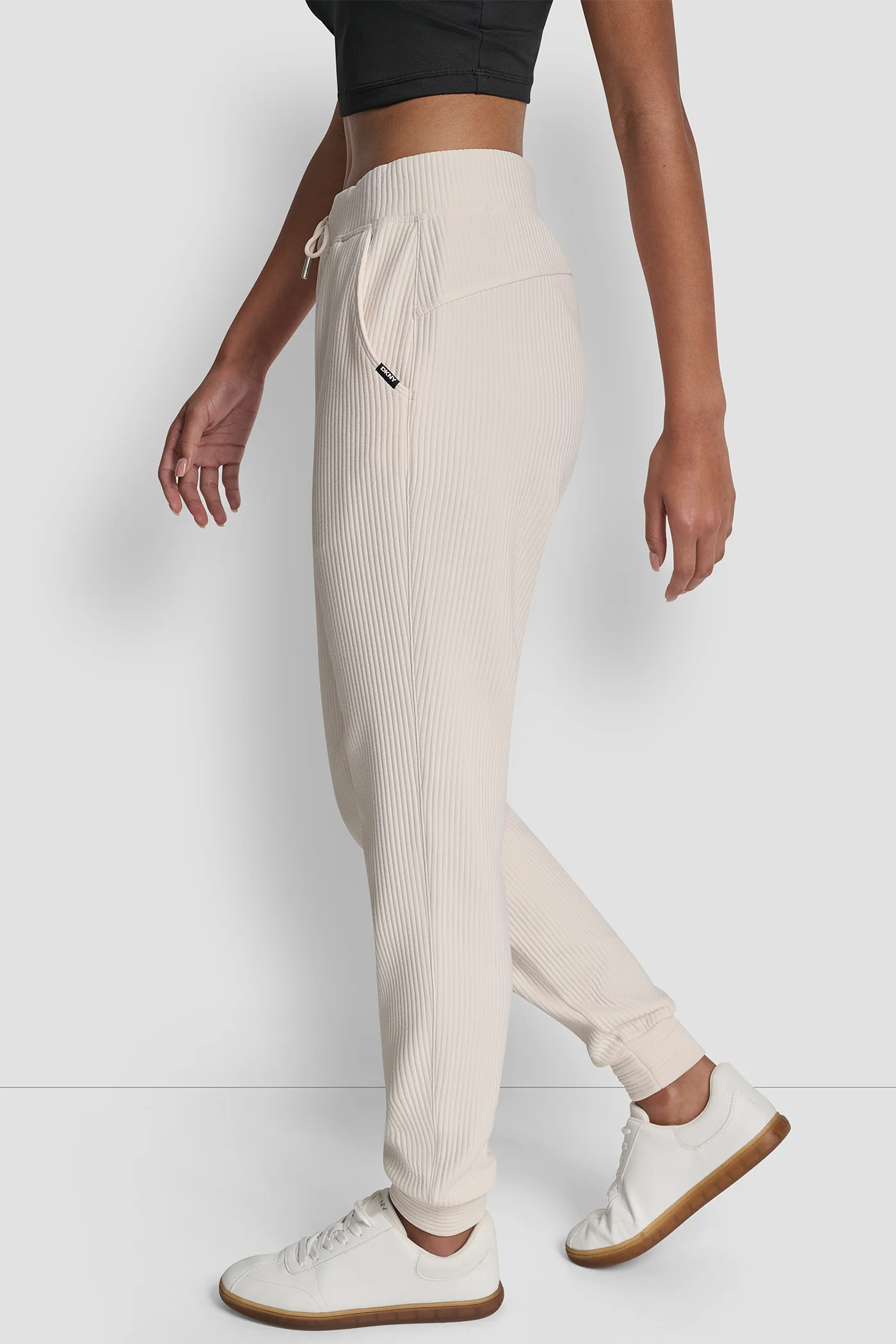 HIGH-RISE RIB-KNIT JOGGER - Image 3