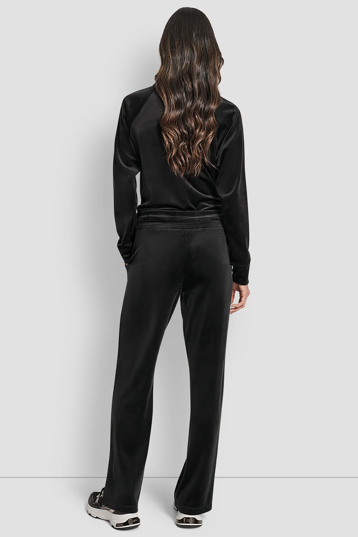VELOUR HD EMBROIDERY LOGO TRACK PANT - Image 5