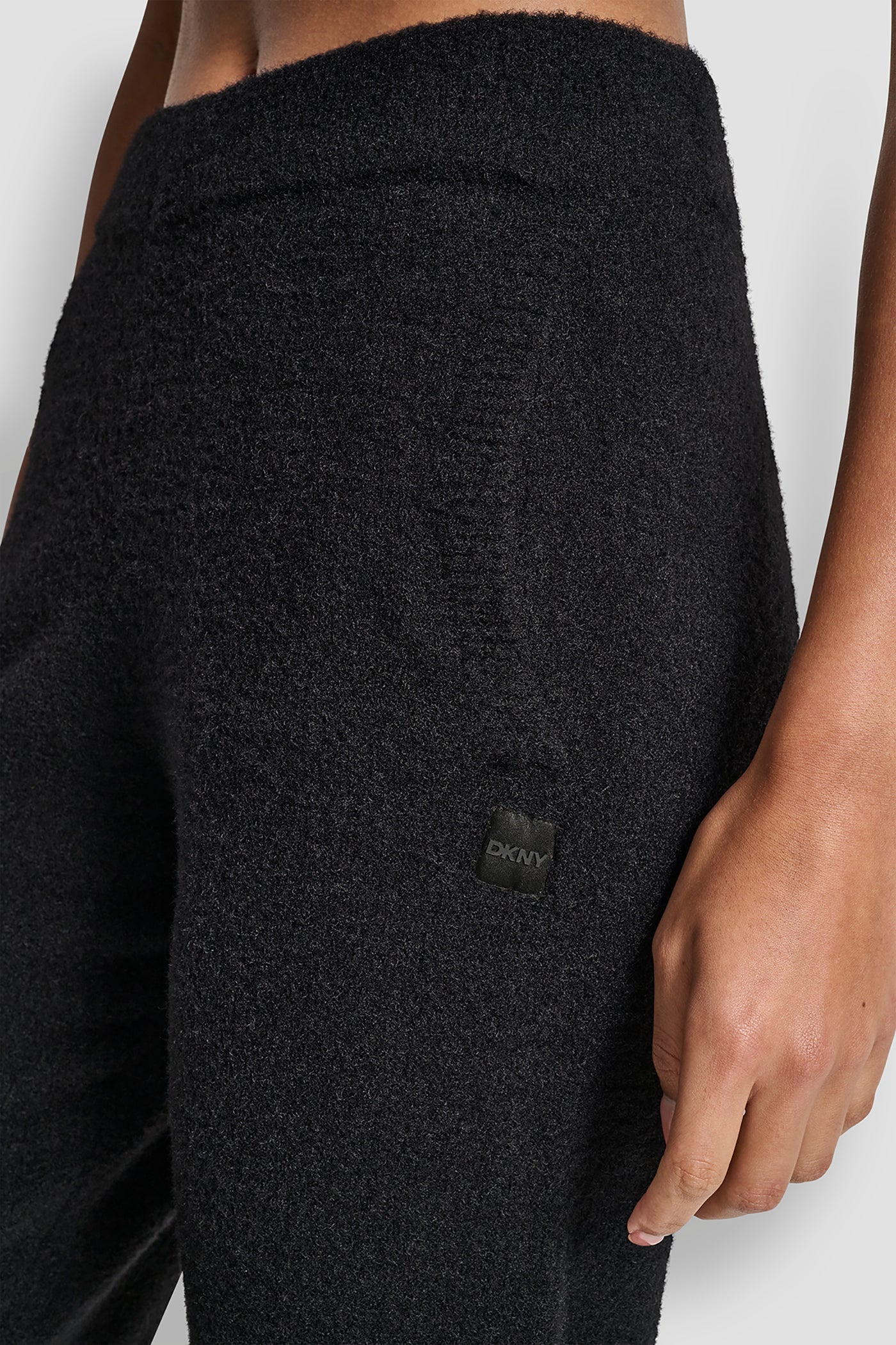 FEATHER YARN JOGGER WITH POCKETS AND TONAL LOGO - Image 4
