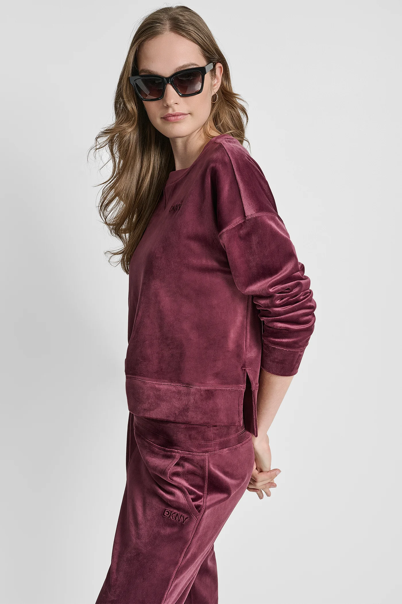 VELOUR HIGH LOW LOGO PULLOVER - Image 3