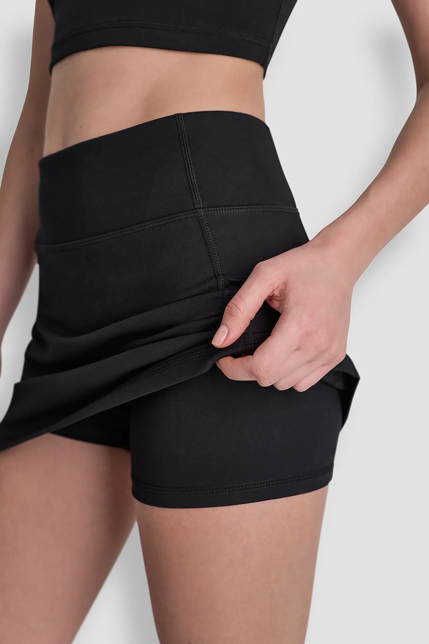 BALANCE COMPRESSION HIGH-RISE SKORT - Image 4
