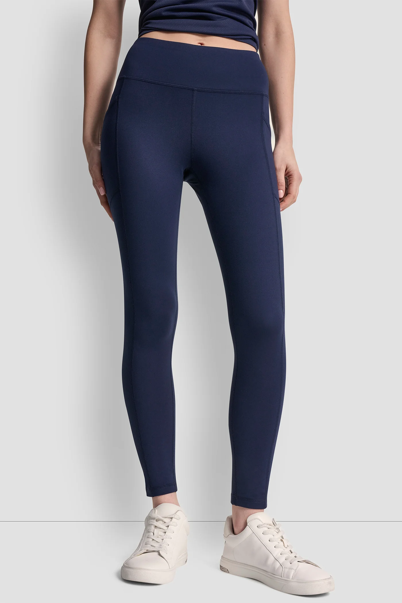 HIGH-RISE LOGO 7/8 LENGTH LEGGING - Image 2