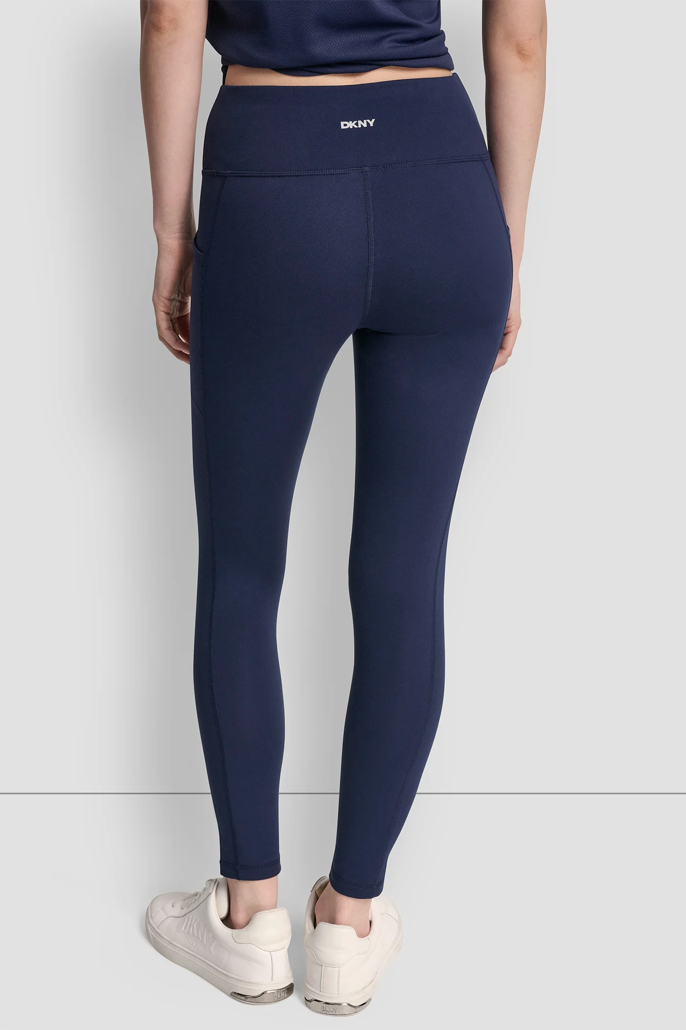 HIGH-RISE LOGO 7/8 LENGTH LEGGING - Image 3