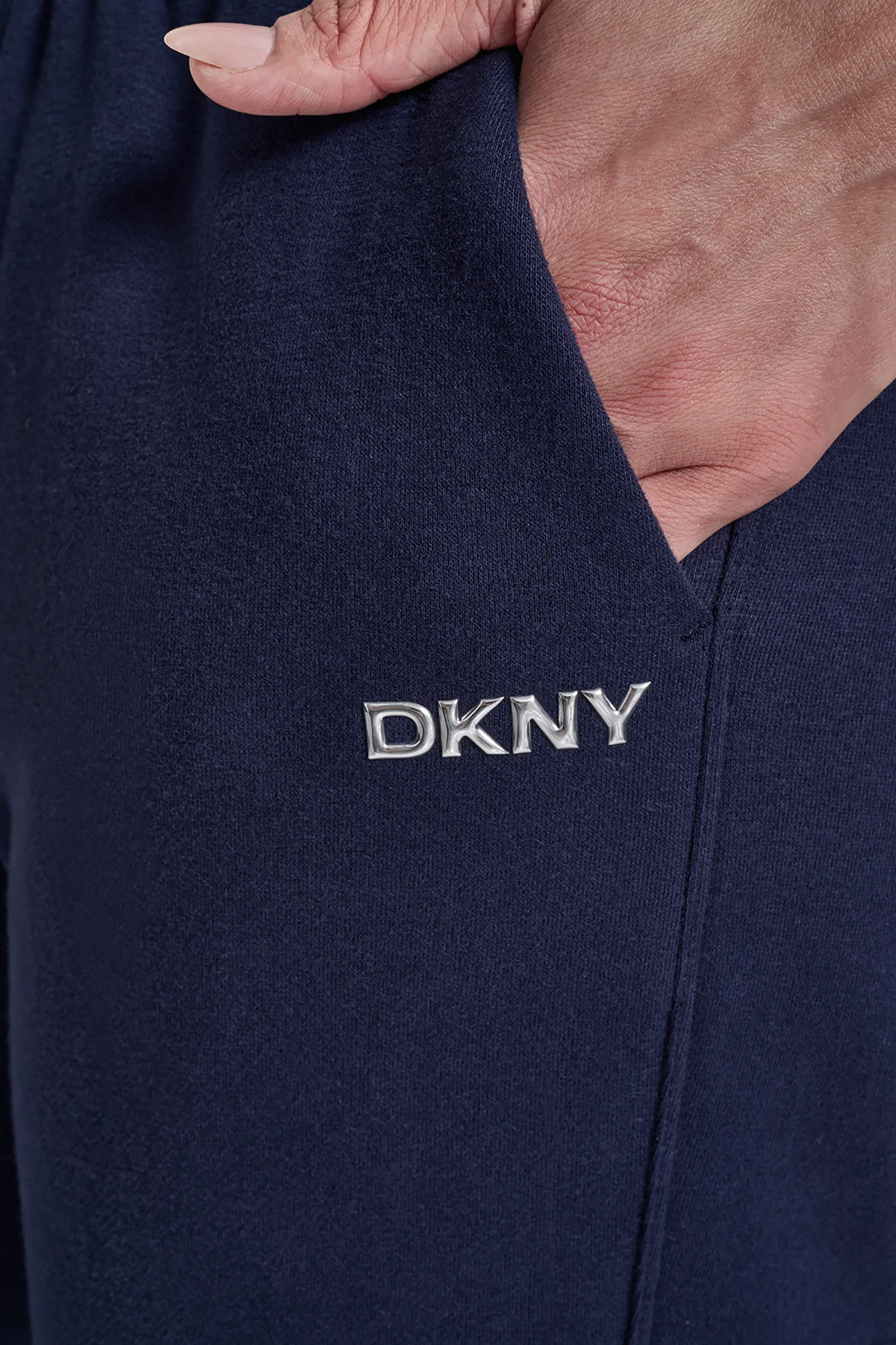 METALLIC BUBBLE LOGO SLIM FIT FLEECE CARGO JOGGER - Image 6
