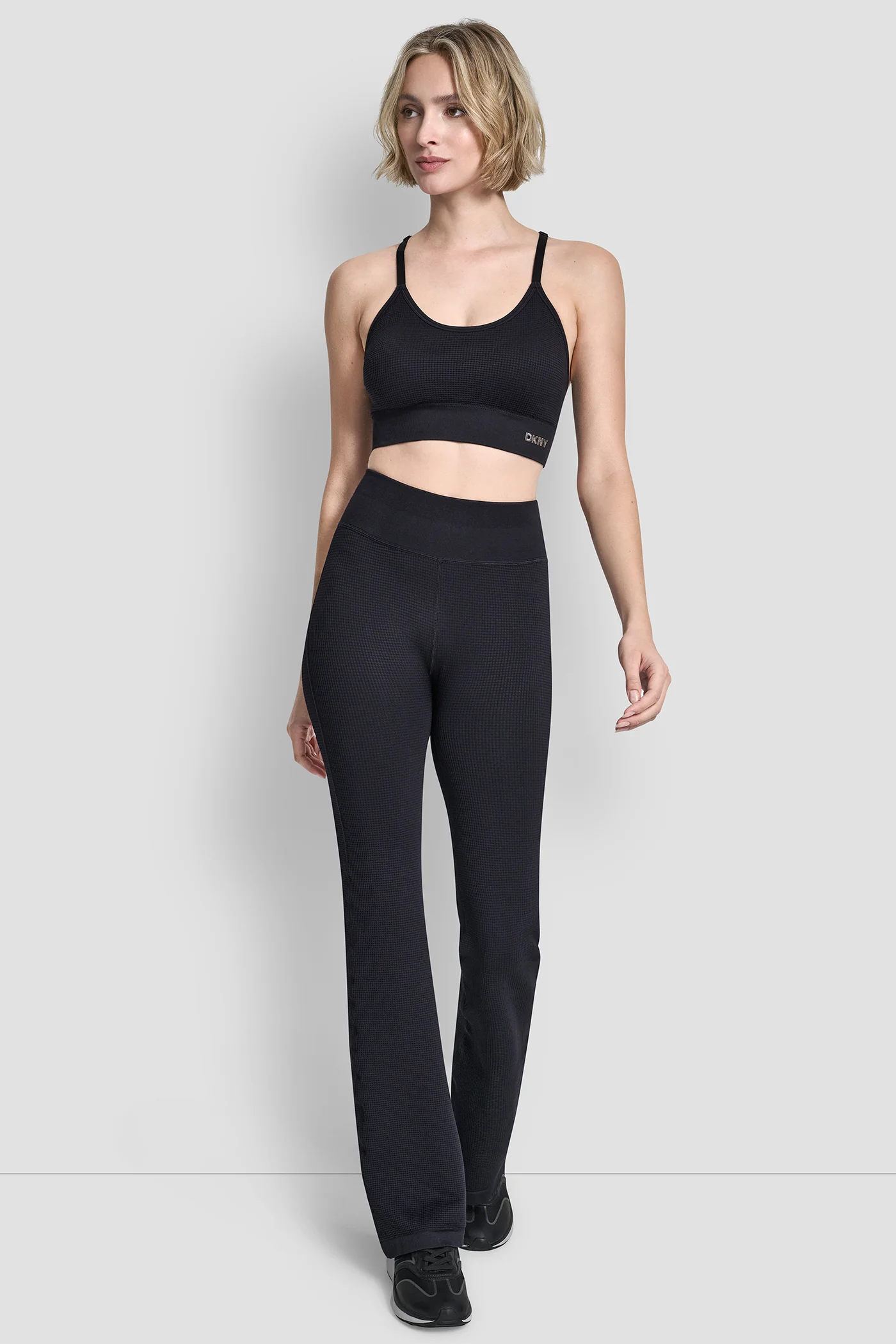 HIGH WAIST SEAMLESS FLARE PANT - Image 4