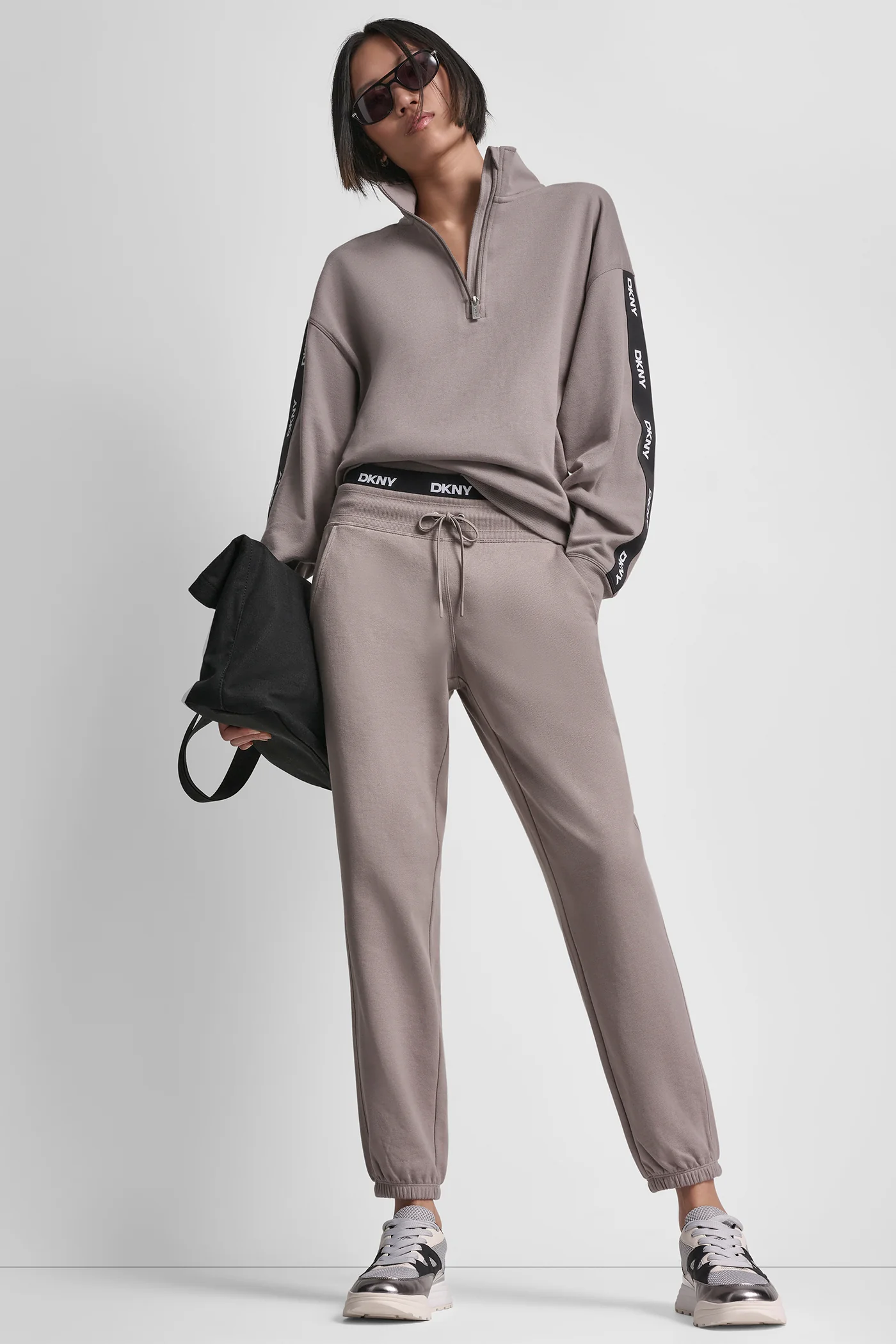 HIGH-RISE LOGO WAIST SLIM JOGGER