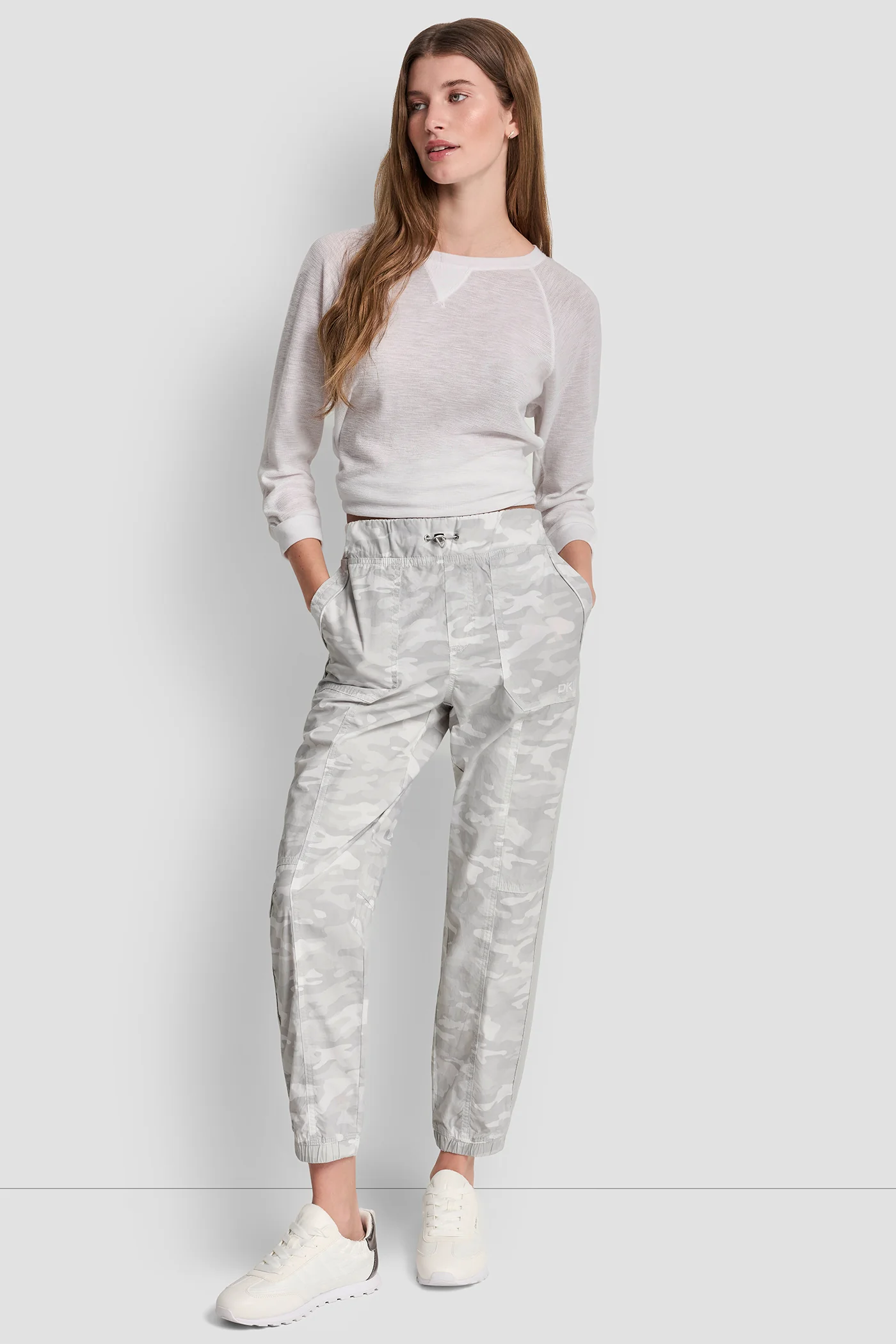 HIGH-RISE SLIM UTILITY JOGGER - Image 5