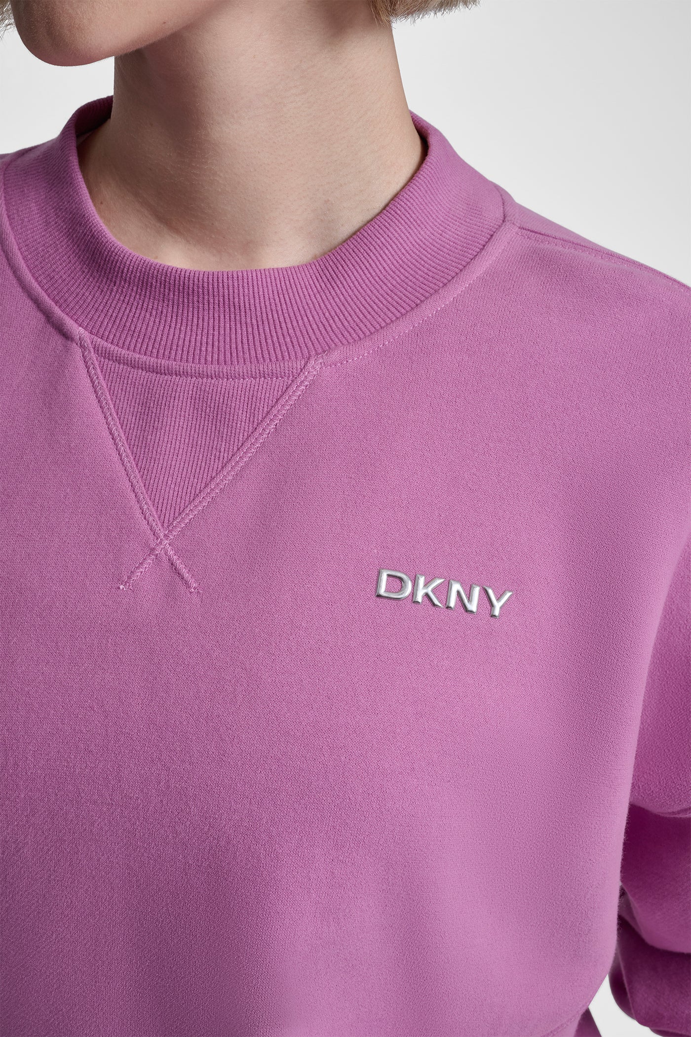 METALLIC BUBBLE LOGO FLEECE PULLOVER - Image 5