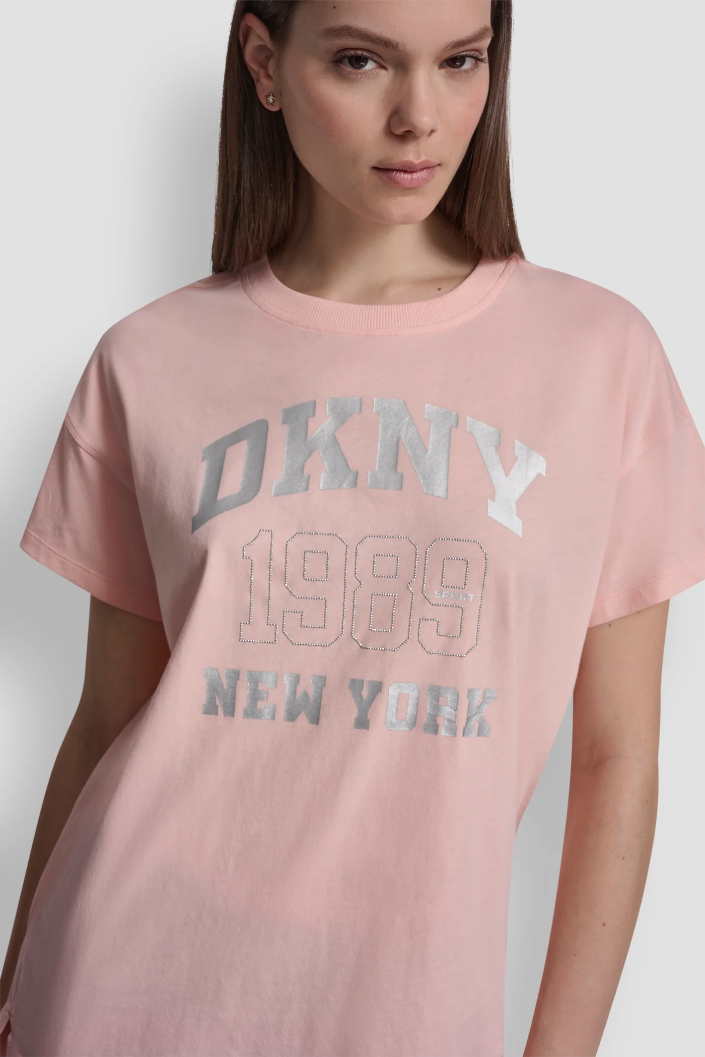 DKNY 1989 LOGO RHINESTUD TEE - Image 5