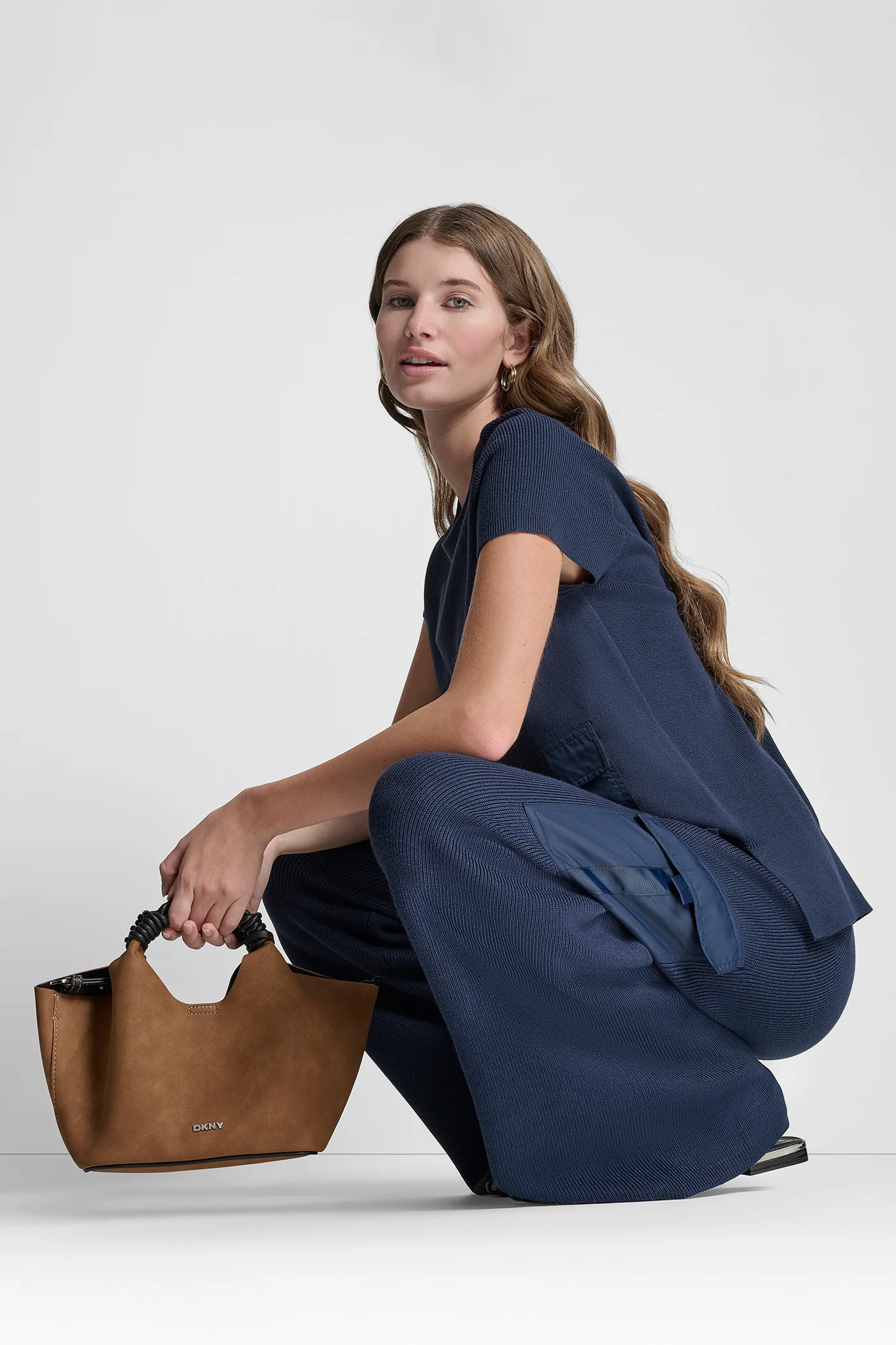 HIGH RISE CARGO SWEATER PANT - Image 5