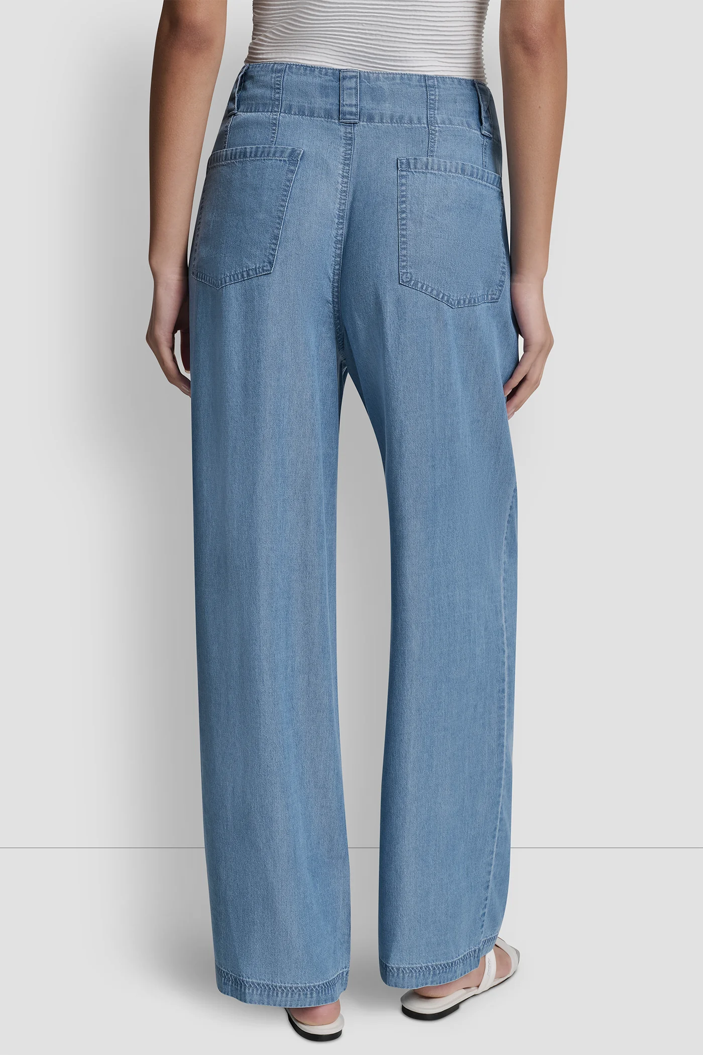 HIGH-RISE TENCEL WIDE-LEG TROUSER JEAN - Image 2