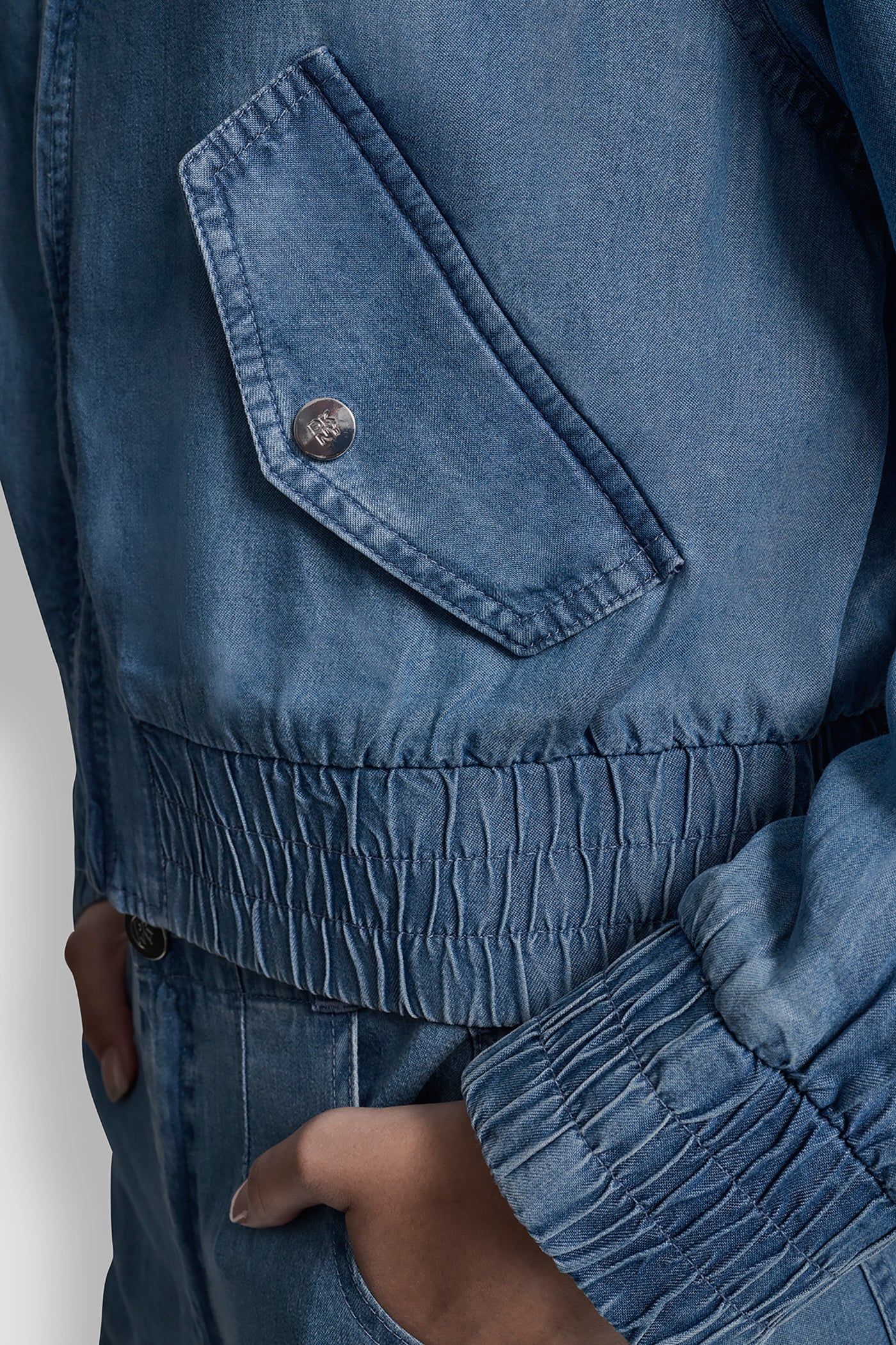 TENCEL BOMBER JACKET - Image 7