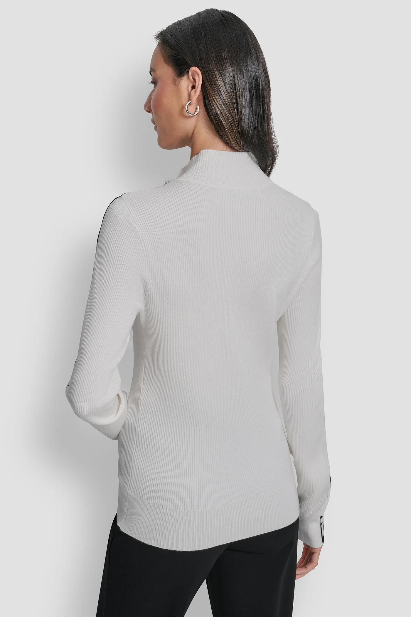 LONG SLEEVE 1/4 ZIP LOGO TAPE SWEATER - Image 2