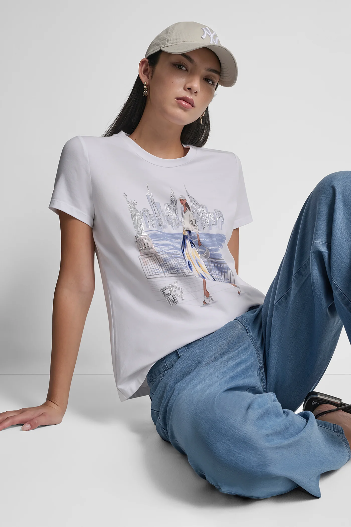 STATUE OF LIBERTY CONVERSATIONAL T-SHIRT - Image 8