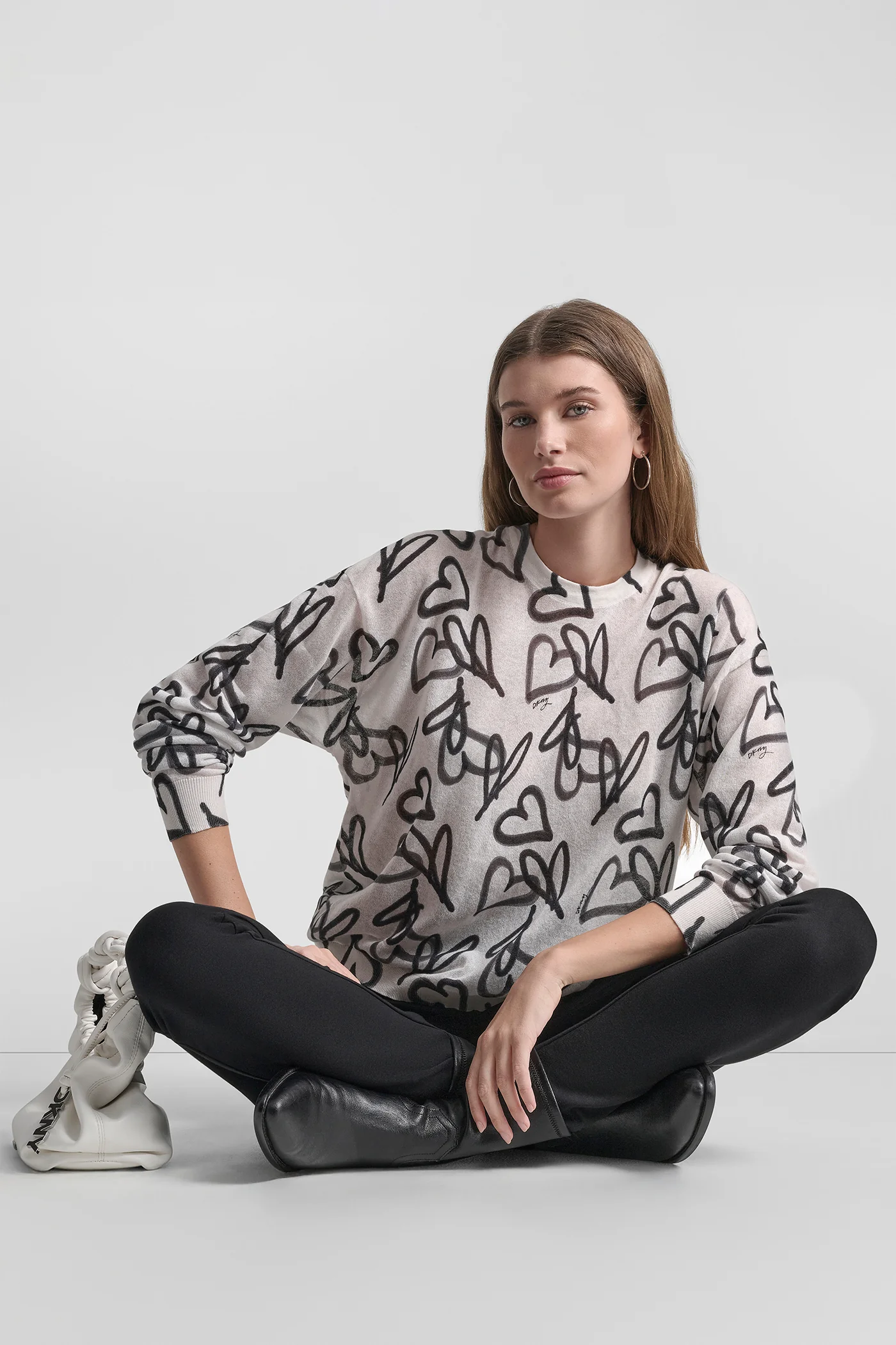 GRAFFITI HEART SWEATER - Image 8