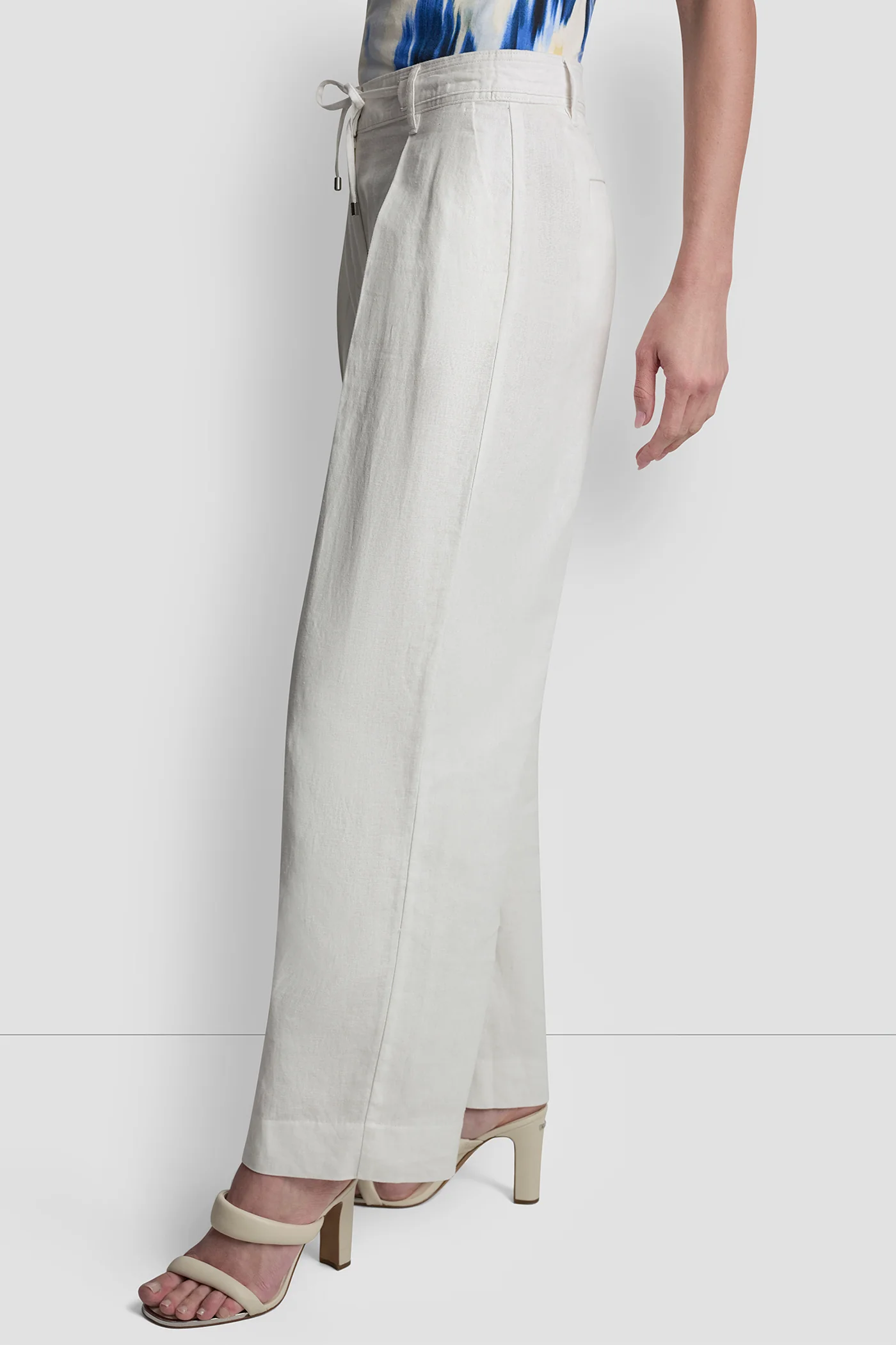 MID-RISE TIE WAIST PLEATED PANT - Image 3