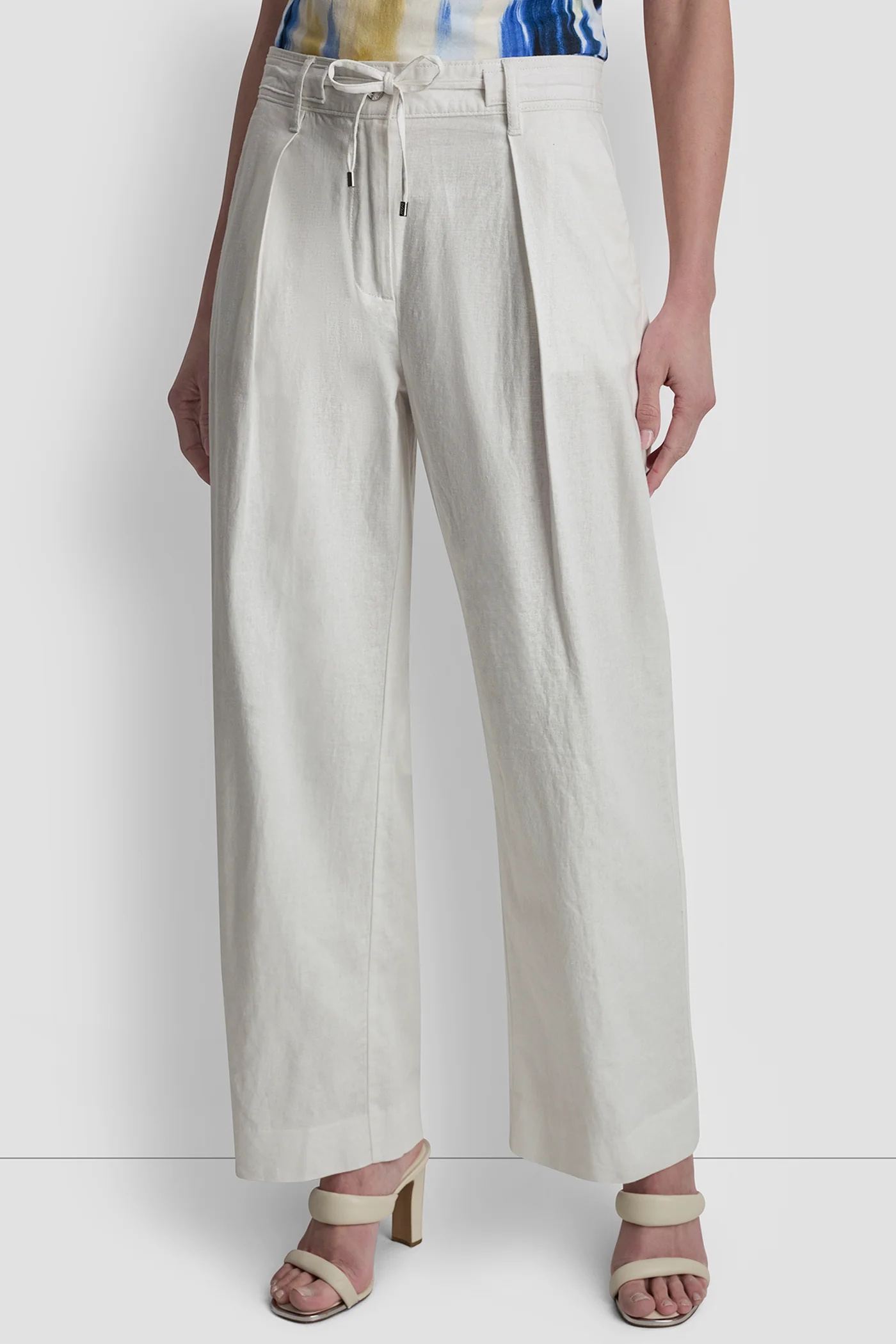 MID-RISE TIE WAIST PLEATED PANT - Image 4