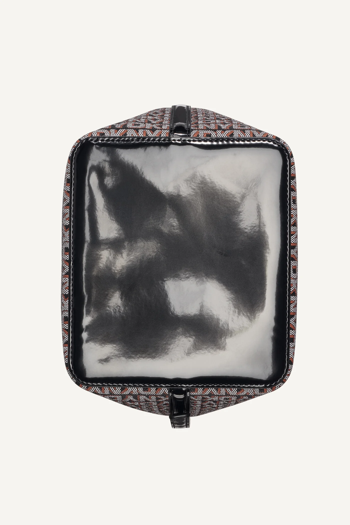AVRIL LOGO BUCKET BAG - Image 5
