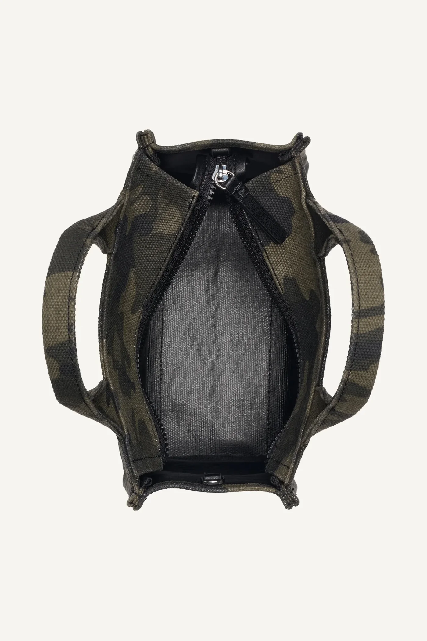 HADLEE SMALL LOGO EMBROIDERED CAMO TOTE - Image 4