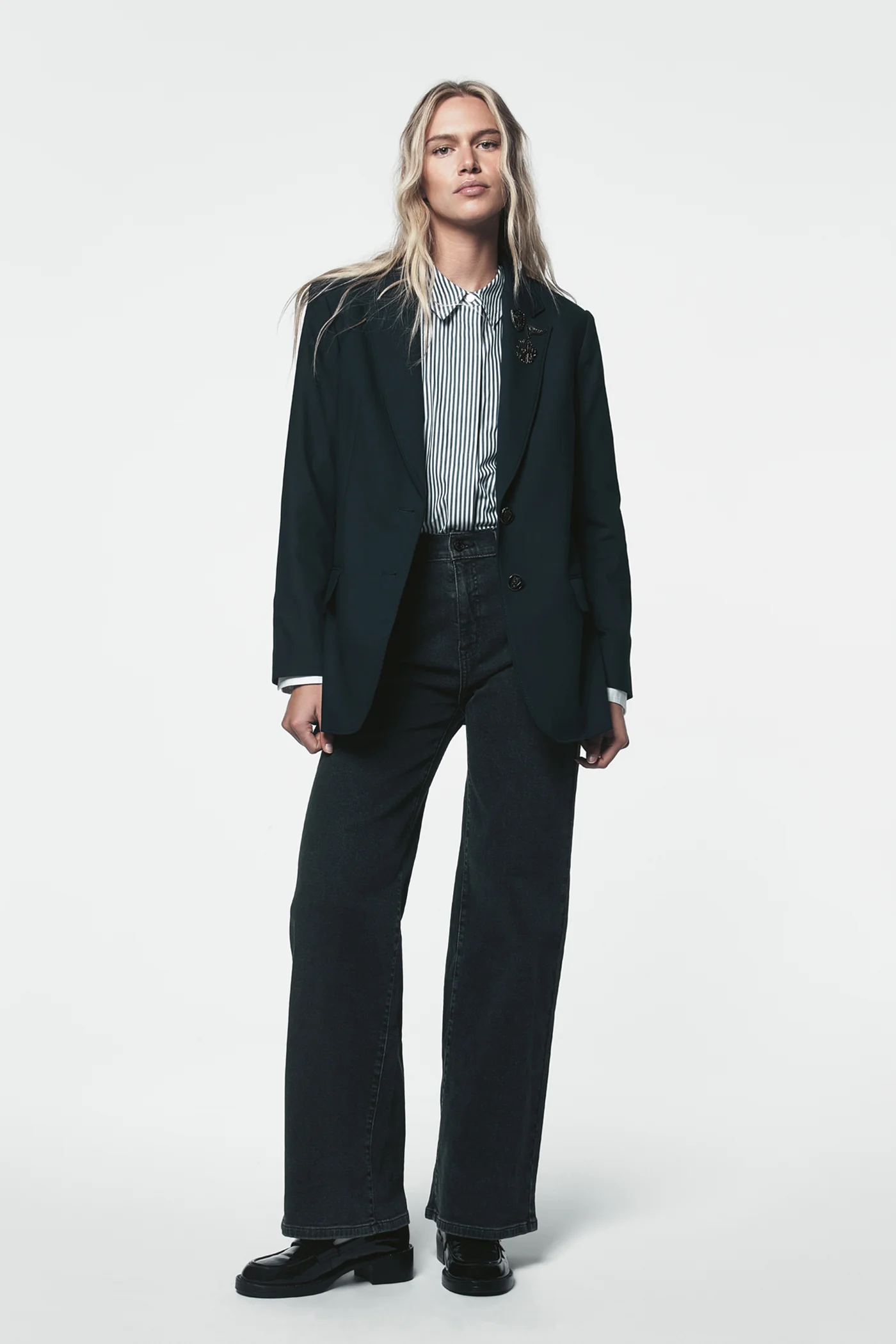 TWO BUTTON BLAZER - Image 3